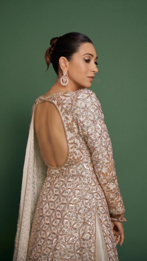 Backless Suit Designs, Backless Suit, Suit Designs Indian Style, Mehendi Dress, New Saree Blouse Designs, Anarkali Dress Pattern, Indian Bridal Outfits, Designer Outfits, Designer Party Wear Dresses