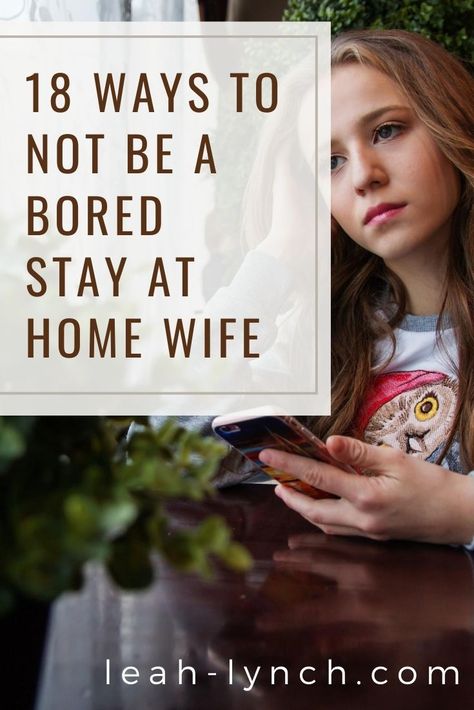 Stay At Home Mom Hobbies Ideas, Things To Do As A Stay At Home Wife, Schedule For Stay At Home Wife, Stay At Home Girlfriend Schedule, Things To Do Around The House, Stay At Home Wife Routine, Stay At Home Wife Quotes, Home Maker Wife, House Wife Aesthetic Modern