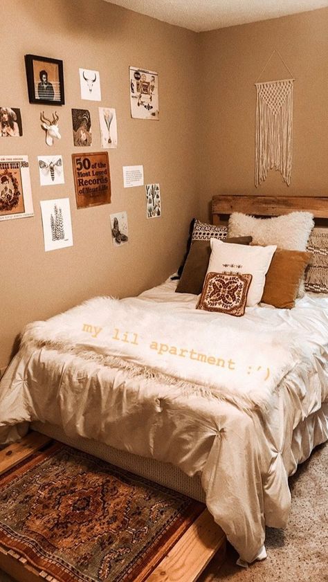 Country Bed Ideas, Room Decor Ideas Aesthetic, Aesthetics Room Decor, Decor Bedroom Aesthetic, Country Room, Western Room, Western Bedrooms, Cowgirl Room, Country Bedroom Decor