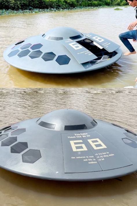 Craftsman builds functional UFO jet boat that zooms through water Cars Jeep, Jet Boat, Dream Cars Jeep, Jet Boats, Flying Saucer, Watercraft, Jet Ski, Water Crafts, From Scratch