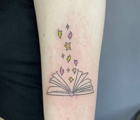 Heartstopper Tattoo, Changing My Life, Pride Tattoo, Bookish Tattoos, M Tattoos, Sharpie Tattoos, Cute Tiny Tattoos, Book Tattoo, Aesthetic Tattoo