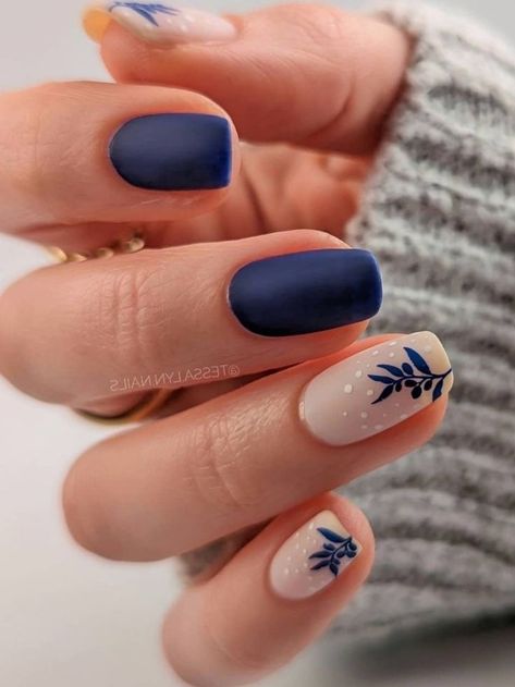 matte dark blue short nails with leaf accent Dark Blue Nail Designs, Nails With Leaves, Navy Nails Design, Dark Blue Nail, Navy Blue Nail Designs, Blue Prom Nails, Blue Matte Nails, Dark Blue Nails, Blue Gel Nails