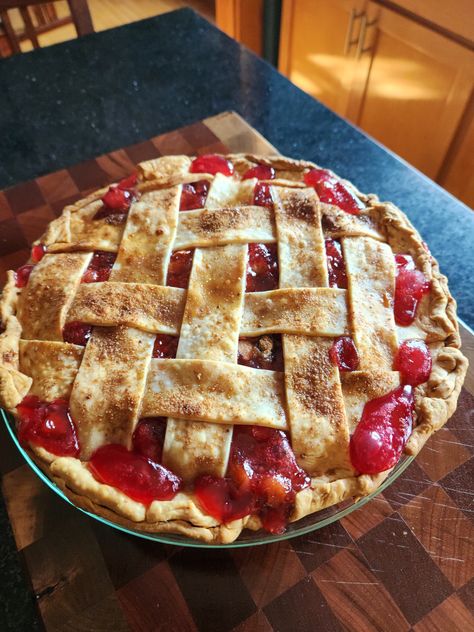 Rhubarb Cherry Pie Recipe Rhubarb And Cherry Pie Filling Recipes, Rhubarb Cherry Recipes, Cherry Rhubarb Pie, Cherry Rhubarb, Easy Rhubarb Recipes, Rhubarb Pie Recipe, Cherry Pie Filling Recipes, Recipes Muffins, Rhubarb Recipes Pie