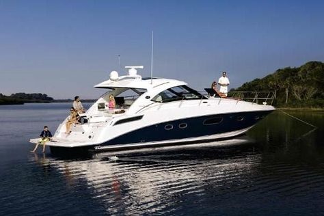 Sea Ray Boat, Luxury Boats, Small Yachts, Cruiser Boat, Cabin Cruiser, Boat Building Plans, Yacht Rental, Private Yacht, Bass Boat