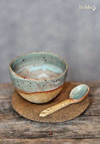 Breakfast Setting, Keramik Design, Pinch Pots, Pottery Glazes, Pottery Classes, Ceramic Spoons, Design Del Prodotto, Japanese Pottery, Pottery Designs