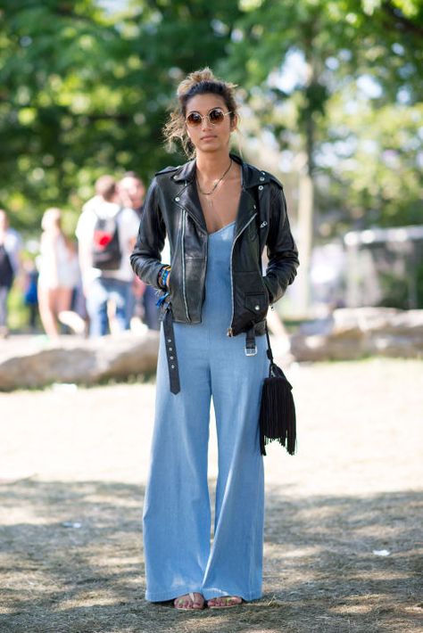 Jumpsuit With Jacket, Look Retro, Outfit Jeans, Looks Street Style, Mode Inspo, Cool Street Fashion, Black Leather Jacket, Looks Style, Street Chic