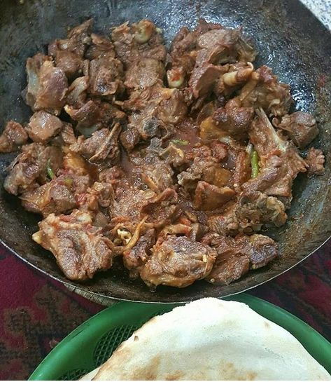 PeshawariMuttonKarahi#mutton karahi#peshawar#karahi#pashtun#pathan#Dumbakarahi#foods#peshawarcity#foodie Mutton Karahi Pakistani, Ramadan Day 8, Lamb Karahi, Mutton Karahi, Chicken Handi, Malai Chicken, Chicken Karahi, Creamy Chicken Recipes, Chicken Recipes Boneless