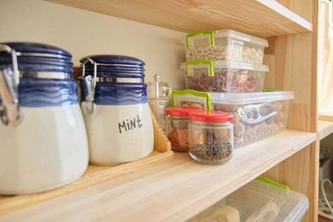 How Deep Pantry Shelves Should Be? [Solved] Organizing A Pantry, Bakers Rack Decorating, Deep Pantry, Plastic Bag Storage, Perfect Pantry, Pantry Shelves, Create Labels, Pantry Wall, Pantry Shelving