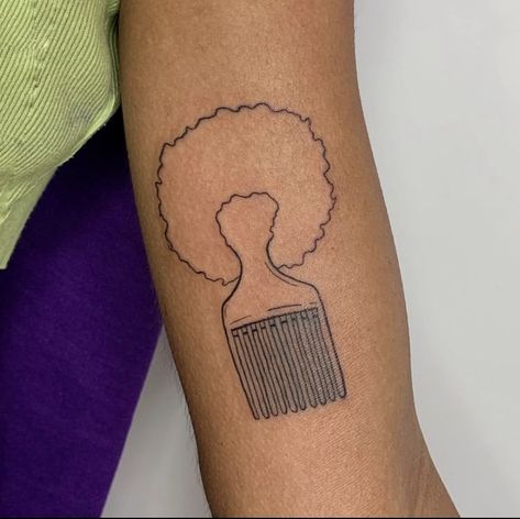 Harlem Tattoo Ideas, Water Myself Tattoo, Kenyan Tattoo Ideas, To Be Young Gifted And Black Tattoo, African American Tattoo Ideas For Women, Afro Comb Tattoo, Line Art Tattoos Black Women, Afro Pick Tattoo, Afro Hair Tattoo