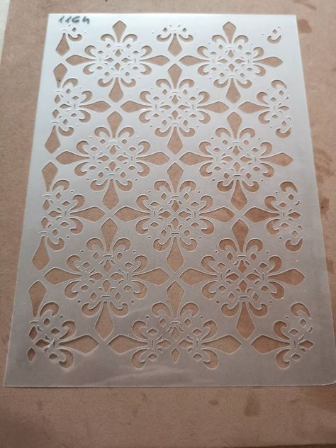 Stenciled Wall Decor, Damask Wall Stencils, Damask Wall, Stencil Wall, Bird Stencil, Damask Stencil, Pattern Stencil, Stencil Projects, Leaf Stencil