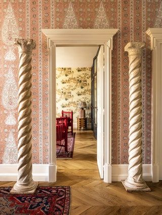 Laura Gonzalez's French house is bursting with imaginative details Normandy House, Black Marble Floor, Laura Gonzalez, Textile Weaving, New England Beach House, Antique Bamboo, Georgian Furniture, Northern France, American Interior