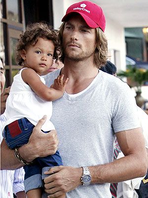 Gabriel Aubry, Men And Babies, Hot Dads, Interracial Love, Interracial Couples, Family Affair, Halle Berry, Bodybuilder