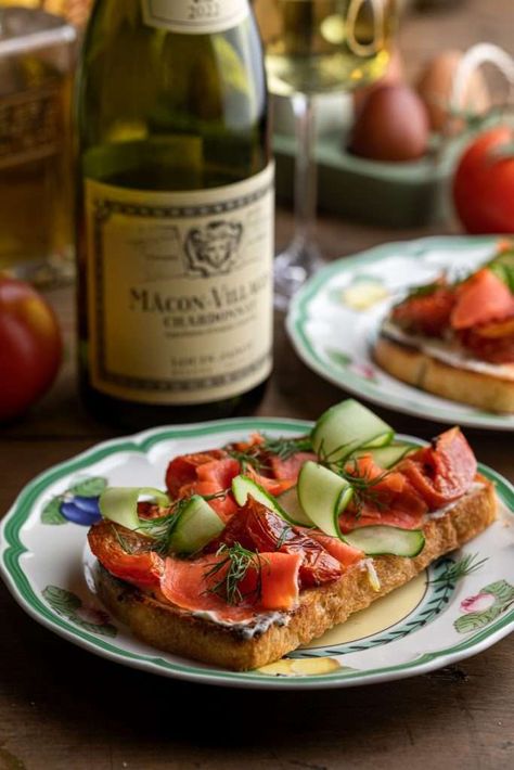 This Smoked Salmon Tartine with Roasted Tomatoes is going to be your new go to lunch. It’s so easy to make, and it PACKED with flavor your taste buds are going to be partying! What is a Tartine? Simple! A tartine is just a slice of bread or toast that has a sweet or savory … Smoked Salmon Tartine with Roasted Tomatoes Read More » Salmon Tartine, Candied Jalapenos, Maple Candy, Mini Cucumbers, Open Faced Sandwich, Thank Me Later, Vegetable Peeler, Roma Tomatoes, Fresh Dill