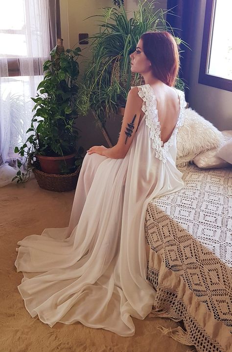 Honeymoon Robe, Wedding Nightgown, Victorian Nightgown, Bridal Sleepwear, Nightgown Set, Luxurious Things, Night Gown Dress, Bridal Trousseau, White Nightgown