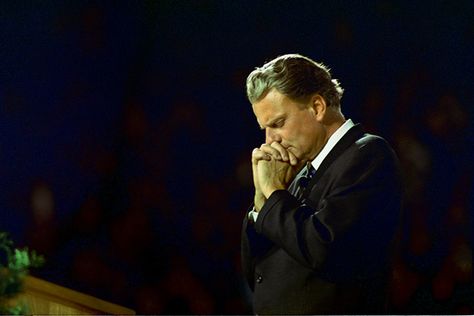 Today is the National Day of Prayer. Billy Graham offers some wisdom about your prayer life. Billy Graham Family, Billy Graham Quotes, Rev Billy Graham, Billy Graham Library, Franklin Graham, Billy Graham, Godly Man, The Well, A Man