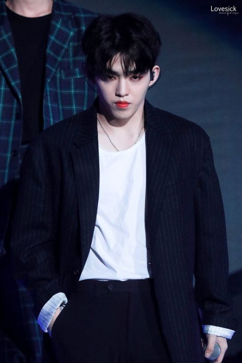 CHOI SEUNGCHEOL💟 Concert Seventeen, Svt Scoups, S.coups Svt, Svt S.coups, Seventeen Leader, Seung Cheol, S Coups Seventeen, Coups Seventeen, S.coups Seventeen