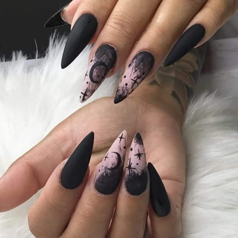 Witch Nails, Witchy Nails, Halloween Acrylic Nails, Punk Nails, Gothic Nails, Beauty Nails Design, Edgy Nails, Goth Nails, Matte Nails Design