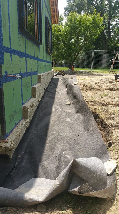 Border Around House, Gravel Border, Drain Tile, Installing Siding, Sump Pump, Passive House, Landscape Fabric, Clay Soil, High Water