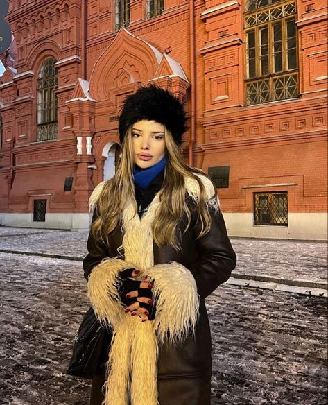 Slavic Winter, Slavic Core, Slavic Beauty, Slavic Style, Slavic Girl, Russian Aesthetic, Eastern European Women, Red Russian, Winter Ootd