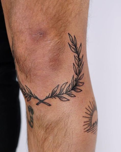 Unique Tattoo Ideas For Men, Laurel Wreath Tattoo, Voodoo Doll Tattoo, Tattoo Knee, Word Tattoo Ideas, Wreath Tattoo, Minimalist Tattoo Ideas, Doll Tattoo, Unique Tattoo Ideas