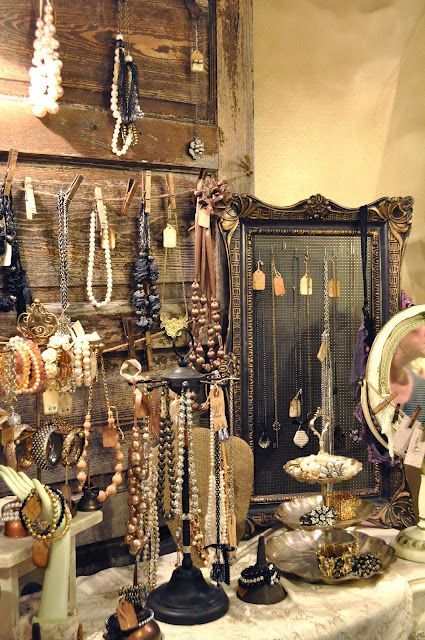 Jewelry Display Ideas, Jewelry Booth, Boutique Display, Craft Fair Displays, Market Displays, Craft Show Displays, Craft Booth, Booth Display, Craft Show Ideas