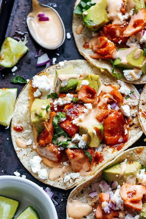 Air Fryer Slmon Tacos with Honey Garlic Glaze - #salmon #tacos #recipe #eatwell101 - Make these airy fryer salmon tacos for an easy and festive weeknight dinner! - #recipe by #eatwell101® Air Fryer Salmon Tacos Recipe, Salmon Tacos Air Fryer, Air Fryer Tacos Recipes, Air Fryer Salmon Tacos, Salmon Tacos Recipe Easy, Fish Tacos Air Fryer, Citrus Tacos, Salmon Recipes Air Fryer, Air Fryer Tacos