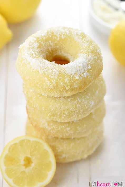 Lemon Sugar Baked Donuts Light Breakfast Ideas Simple, Bakery Breakfast Ideas, Sweet Breakfast Ideas Quick, Simple Breakfast Ideas, Quick Breakfast Ideas, Infused Sugar, Homemade Donuts Recipe, Cake Donut, Baked Donut Recipes