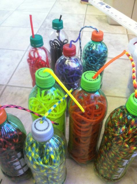 EZ Storage bottles Paracord Storage, Paracord Crafts, Cords Crafts, Paracord Diy, Paracord Knots, Paracord Survival, Paracord Projects, Camping Crafts, Macrame Projects