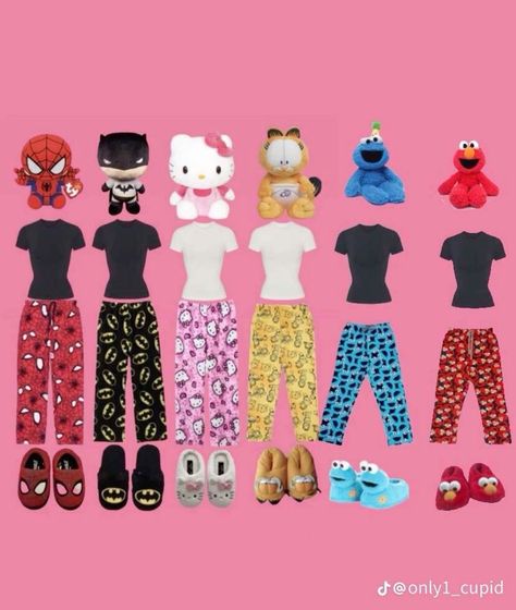 Pjs School Outfit, Quadruplet Costume Ideas, Matching Outfits For 6 Friends, Matching Outfits For 4 People, Matching Outfits For Four People, Pjs Outfits Matching, Matching Pjs For 3 Friends, Matching Halloween Pjs Friends, Matching Pjs For Best Friends