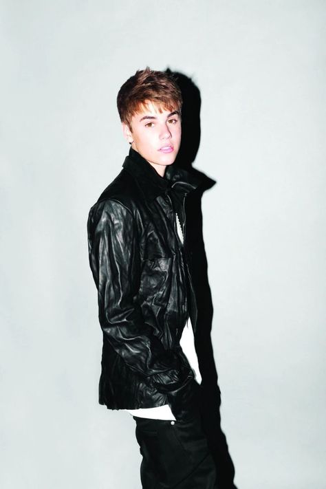 justin bieber under the mistletoe promo Justin Bieber 16, Justin Bieber Mistletoe, Justin Bieber 2011, Justin Bieber Photoshoot, Justin Bieber Baby, Justin Bieber Posters, Believe Tour, Justin Bieber Images, Justin Bieber Photos