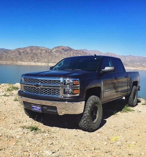 Silverado with Method wheels 2008 Chevy Silverado 2500 Hd, 2015 Chevy Silverado 1500, Silverado Wheels, Method Wheels, Chevrolet 2015, 2008 Chevy Silverado, 2014 Chevy Silverado, Silverado Ltz, Desert Truck