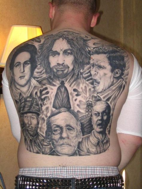 Scene Tattoo Ideas, Killers Tattoo, Scene Tattoo, Web Tattoo, Wise Guys, Creepy Tattoos, Evil People, Interesting History, Body Modifications