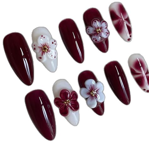 Detailed hand sculpted 3d flowers ❣️ Red 3d Flower Nails, 3d Nail Designs Flowers, Nails Design 3d, Nails 3d Art, Simple Flower Nail Designs, Red Flower Nails, Nails With 3d Flowers, 3d Acrylic Nails, Red Nail Art Designs