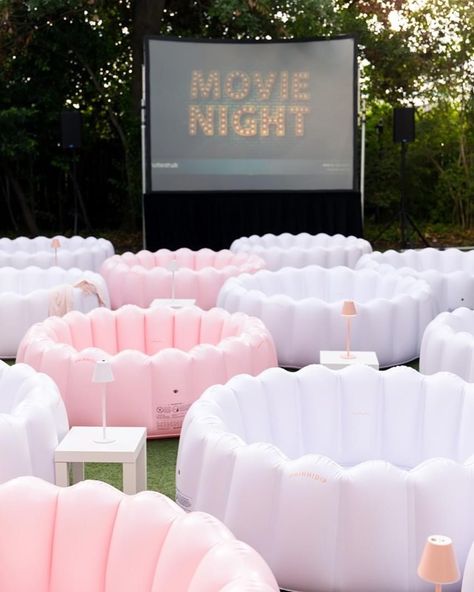 Inflatable Movie Screen Party, Inflatable Movie Screen, Outdoor Movies, Movie Birthday Party, Outdoor Cinema, Outdoor Screens, Movie Birthday, The Summer I Turned Pretty, Party Inspo