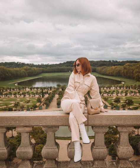 Versailles Aesthetic Fashion, Versailles Palace Outfit, Versailles Photoshoot, Palace Of Versailles Outfit, Versailles Picture Ideas, Versailles Photo Ideas, Versailles Instagram Pictures, Versailles Aesthetic, Versailles Palace Photo Ideas