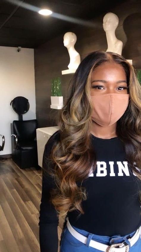 Balayage Weave Black Women, Black Women Wig Hairstyles, Body Wave Sew In, Black Hair Red Highlights, Body Wave Wigs, Birthday Hair, Hair Laid, Small Tray, Hair Crush