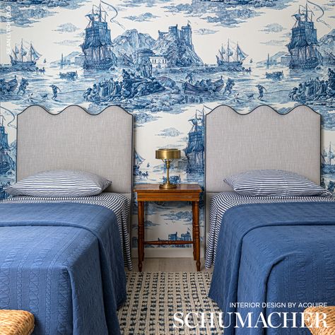 Guest Bedroom Design, Toile Wallpaper, Two Twin Beds, Twin Beds, Twin Bedroom, Toile Fabric, Indigo Fabric, Interior Trend, Guest Bedrooms