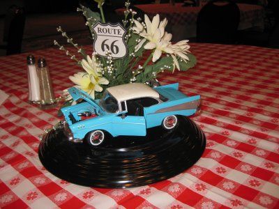 1950s Party Ideas, Car Centerpieces, Vintage Car Party, Fifties Party, 50s Sock Hop, 50s Theme Parties, Sock Hop Party, Diner Party, Sock Hop