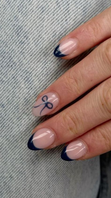 French Nails With Bow, Navy And Silver Nails, Navy Nails Design, Teen Nails, Bow Nails, Navy Nails, Blue Acrylic Nails, Woman Hair, Simple Gel Nails