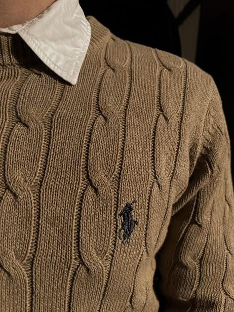 Classy Dark Academia, Dark Academia Spring, Coastal Grandson, Polo Ralph Lauren Aesthetic, Dark Academia Men, Polo Sweater Outfit, Polo Ralph Lauren Outfits, Guy Outfit, Ralph Lauren Aesthetic