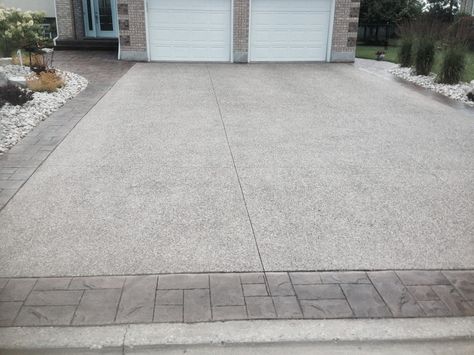 Stamped Concrete Driveway Ideas, Concrete Driveway Ideas, Circle Driveway Landscaping, Stamped Concrete Driveway, Exposed Aggregate Concrete, Driveway Ideas, Concrete Patio Designs, Exposed Aggregate, Concrete Walkway