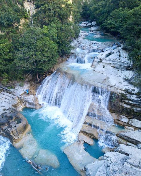 Keindahan Tanggedu Waterfall Sumba Timur Image From @hendisyahputra #wisata #NusaTenggaraTimur yang melliputi wisata #airterjun #hiddenplace #pemandangan #SumbaTimur #wisatatersembunyi Air Terjun Tanggedu Sumba Timur Lokasi dan HTM Terbaru Juli 2021 - Tak henti-hentinya kita dibuat terpesona oleh keindahan alam yang dimiliki Indonesi... Sumba Indonesia, Nature Tourism, Natural Pool, The Grand Canyon, Dream Holiday, Beautiful Waterfalls, Island Beach, Travel Tours, Lithuania