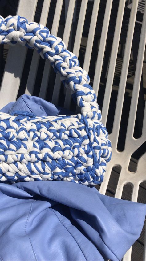 White Crochet Bag, Blue White Crochet, Blue And White Crochet, Crochet Patterns Filet, Rope Bag, July 10, White Crochet, Crochet Accessories, Cute Crochet