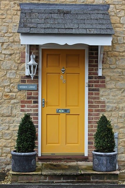 Mustard Yellow! #mustard #mustardyellow #mustardhomedecor #yellow #yellowhomedecor #yellowdecor #Homedecor Yellow House Exterior, Yellow Front Door, Yellow Front Doors, Front Door Paint Colors, Yellow Door, Entrance Ideas, Door Paint Colors, Yellow Doors, Door Inspiration