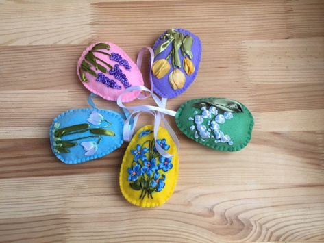 Easter Egg Decorations, Easter Garland, Easter Tree Decorations, Easter Basket Fillers, Basket Fillers, Nursery Gift, Easter Tree, Spring Easter Decor, Easter Egg Decorating