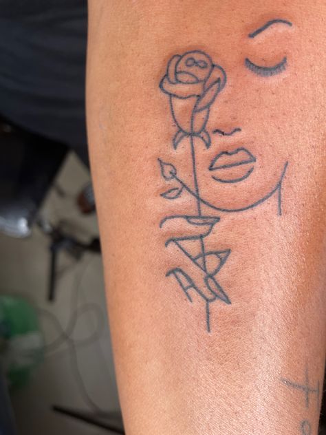 Lady with Rose tattoo Rose Lady Tattoo, Rose Tat, Line Tattoo, Birthday Stuff, Dope Tattoos, Line Tattoos, Tattoo Idea, Rose Tattoo, Tattoos For Women