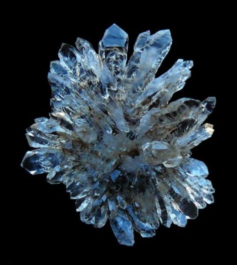 Quartz crystal flower on Lussatite and Chalcedony - France Rock And Minerals, Minerals Crystals Rocks, Crystal Flowers, Pretty Rocks, Beautiful Rocks, Mineral Stone, Minerals And Gemstones, Rocks And Gems, Quartz Cluster