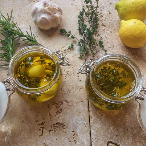 Infuse Olive Oil, Infused Oil Recipes, Herb Infused Olive Oil, Garlic Infused Olive Oil, Dipping Oil, Flavored Olive Oil, Olive Oil Recipes, Garlic Scapes, Garlic Olive Oil