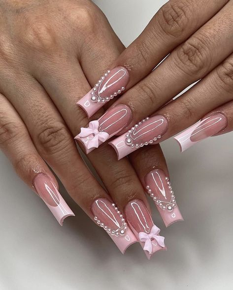 Regency Nails, Bridgerton Nails, Nail Inspo French Tip, Nail Inspo French, Coquette Nail, Dance Nails, Bridgerton Series, Pink French Nails, Nails Styles