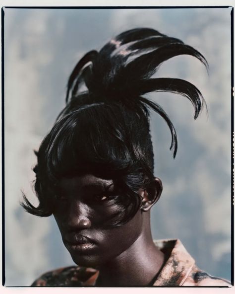 Hair Fashion Editorial, Tina Snow, Black Hair 90s, Hair Editorial, Hair 90s, Afro Goth, Photo Shape, Avant Garde Hair, Shea Moisture